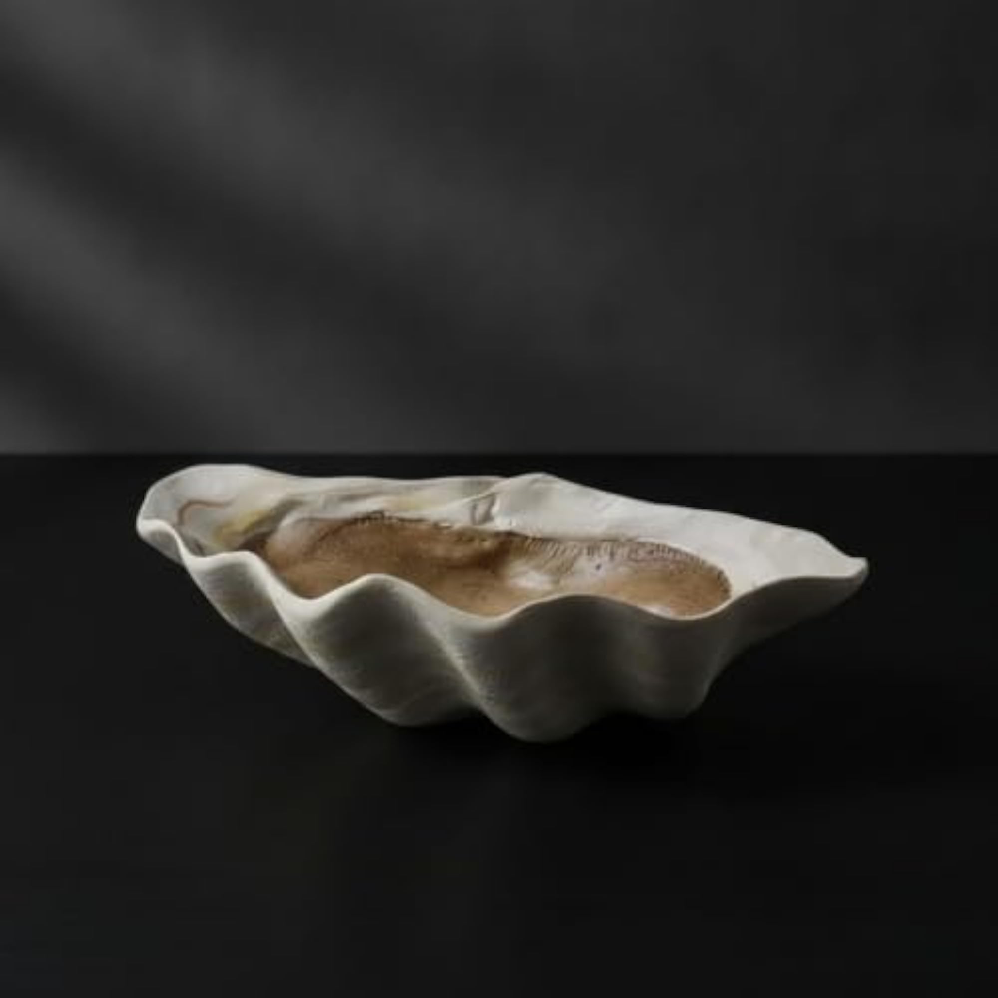 Coastal Tray, Artistic Scalloped Design